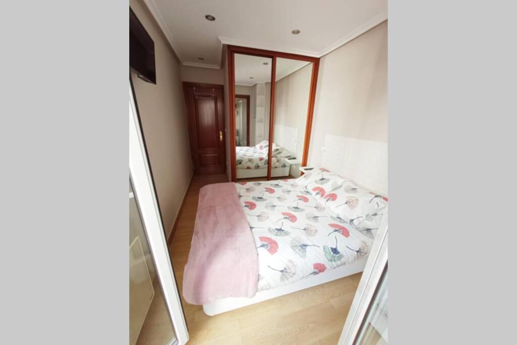 Апартаменти Piso Centrico Con Terraza Vut3462As Хіхон Екстер'єр фото